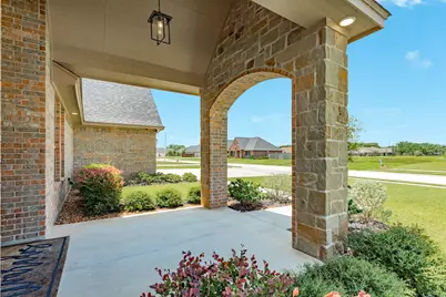 838 Oak Ridge Drive, Angleton, TX 77515 - Photo 9