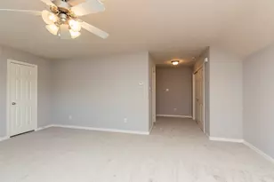 10126 Holly Chase Dr, Houston, TX 77042 - Photo 43