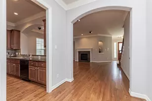 10126 Holly Chase Dr, Houston, TX 77042 - Photo 15