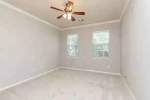 10126 Holly Chase Dr, Houston, TX 77042 - Photo 35