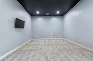 289 W Bend Dr, League City, TX 77573 - Photo 13