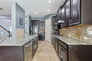 289 W Bend Dr, League City, TX 77573 - Photo 9