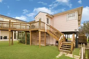 1521 John St, Dickinson, TX 77539 - Photo 1