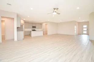 31438 Hadrians Run Rd, Fulshear, TX 77441 - Photo 5