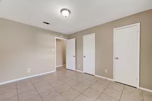 9702 Hillis St, Houston, TX 77078 - Photo 27