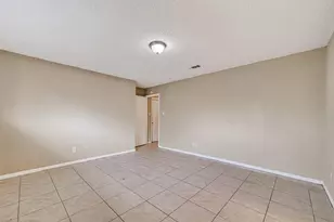9702 Hillis St, Houston, TX 77078 - Photo 31