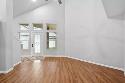 8551 Doskocil Drive, Houston, TX 77044 - Photo 9