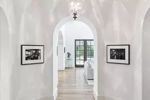 2621 Cason St, West University Place, TX 77005 - Photo 3