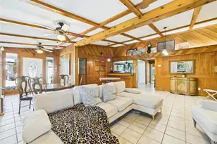 713 6th St, San Leon, TX 77539 - Photo 9