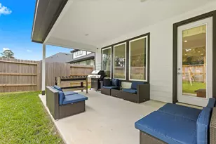 318 Springfield Terrace Dr, Conroe, TX 77304 - Photo 27