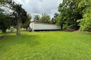 817 Walnut, Wharton, TX 77488 - Photo 9