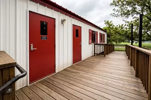 817 Walnut, Wharton, TX 77488 - Photo 3