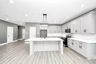 601 Lily St, Prairie View, TX 77484 - Photo 11