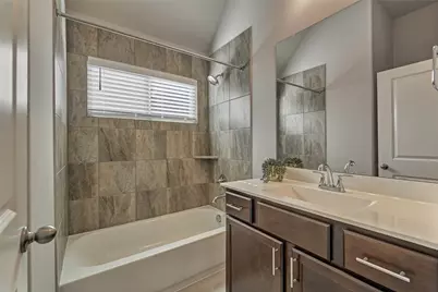 10660 Red Tail Place, Conroe, TX 77385 - Photo 29