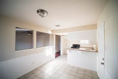 1327 Diplomat Way, Houston, TX 77088 - Photo 7