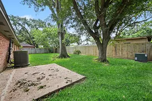 12615 Amado Dr, Houston, TX 77065 - Photo 31