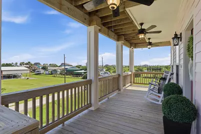 124 Jewel Drive, Port Bolivar, TX 77650 - Photo 3