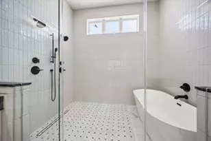 5825 Winsome Ln, Houston, TX 77057 - Photo 33