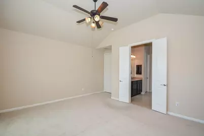 6411 Edinburgh Court, Sugar Land, TX 77479 - Photo 19