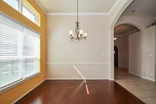 6411 Edinburgh Ct, Sugar Land, TX 77479 - Photo 9