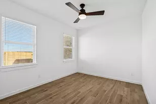 12826 Old Fashion Cir, Mont Belvieu, TX 77535 - Photo 21