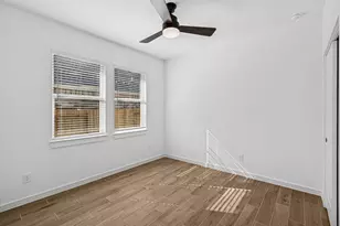 12826 Old Fashion Cir, Mont Belvieu, TX 77535 - Photo 21