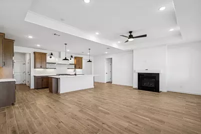 12826 Old Fashion Circle, Mont Belvieu, TX 77535 - Photo 11