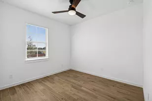 12826 Old Fashion Cir, Mont Belvieu, TX 77535 - Photo 23