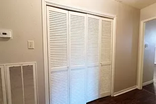 7730 Challie Ln, Houston, TX 77088 - Photo 15