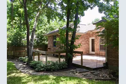 14 Heron Hollow Court, The Woodlands, TX 77382 - Photo 3