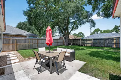 2124 Bennigan Street, League City, TX 77573 - Photo 21