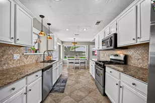 2124 Bennigan St, League City, TX 77573 - Photo 13