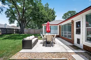 2124 Bennigan St, League City, TX 77573 - Photo 23