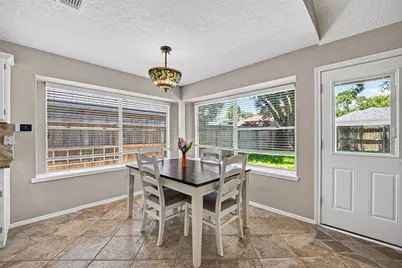 2124 Bennigan Street, League City, TX 77573 - Photo 11