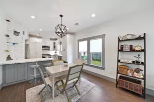 325 N Sidney St, Houston, TX 77003 - Photo 15