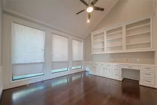 15714 Sylvan Lake Dr, Houston, TX 77062 - Photo 21