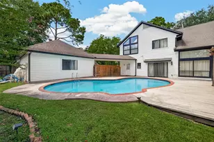 15714 Sylvan Lake Dr, Houston, TX 77062 - Photo 47