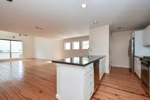 824 Robin St, Houston, TX 77019 - Photo 9