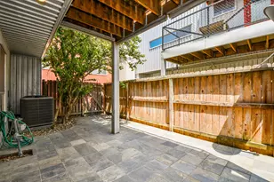 824 Robin St, Houston, TX 77019 - Photo 27