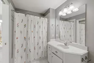 1711 Forestlake Dr, Sugar Land, TX 77479 - Photo 25