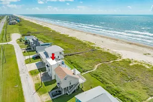 22002 Kennedy Dr, Galveston, TX 77554 - Photo 7