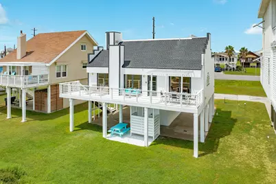 22002 Kennedy Drive, Galveston, TX 77554 - Photo 3