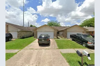 10143 Inwood Hollow Lane, Houston, TX 77088 - Photo 1