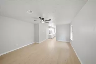 13903 Charlynn Oaks Dr, Houston, TX 77070 - Photo 19