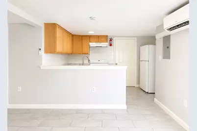 204 S 74th 1/2 Street #1, Houston, TX 77011 - Photo 3