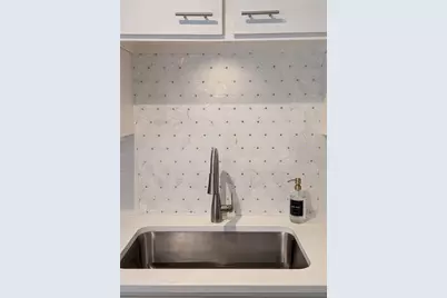 4040 San Felipe Street #211, Houston, TX 77027 - Photo 3