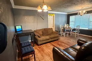 247 Hohldale St, Houston, TX 77022 - Photo 5