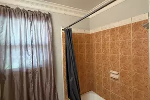 247 Hohldale St, Houston, TX 77022 - Photo 15
