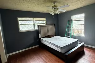 247 Hohldale St, Houston, TX 77022 - Photo 11