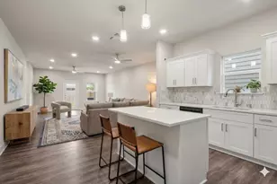 8025 Virgil St, Houston, TX 77088 - Photo 9